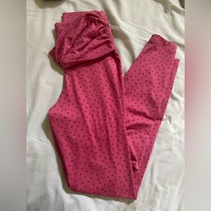 Nike yoga Raspberry patterned leggings